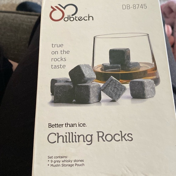 Dbtech Chilling Rocks - Picture 1 of 4